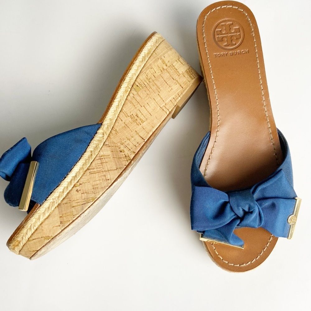 Tory Burch Penny Bow Wedges - Size 8.5